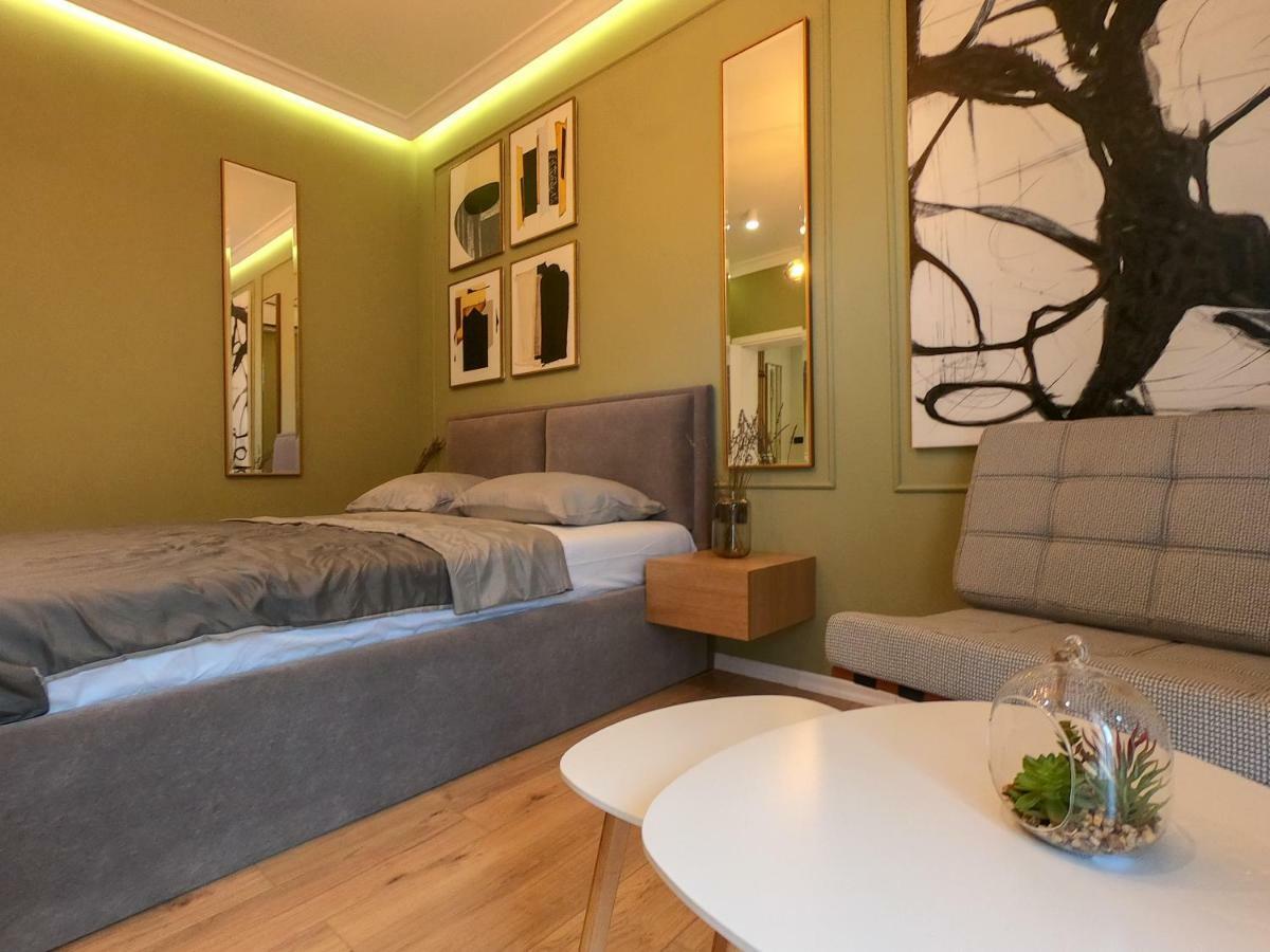 Roza'S Studio Tirana Center Εξωτερικό φωτογραφία